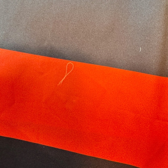 NWT - Stylewe - Women’s Striped Satin Button Down Blouse - Size Large. Brand new - Picture 8 of 8